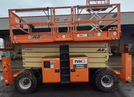 Ollós munka emelvény 2018  JLG 530LRT (1)
