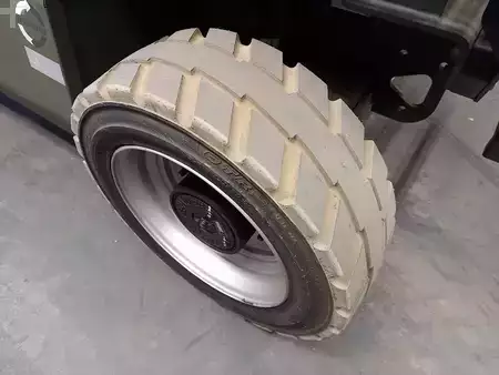 Scherenarbeitsbühne 2015  JLG M3369 (11)