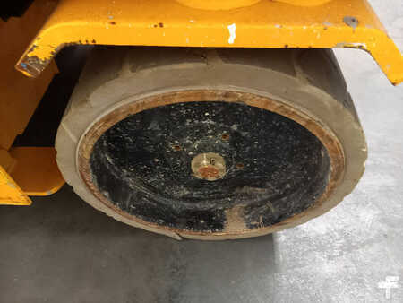 Plataforma Tijera 2017  JCB S2032E (11)