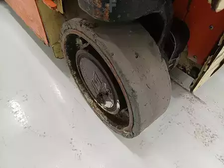 Senkrechtarbeitsbühne 2013  JLG 1230ES (13)