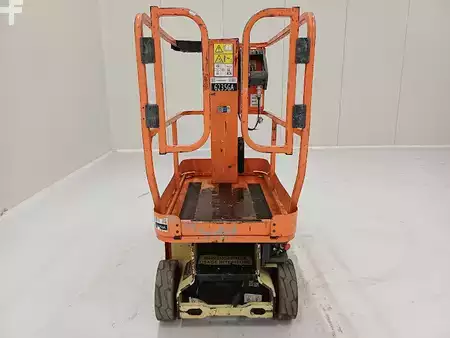 Senkrechtarbeitsbühne 2013  JLG 1230ES (6)