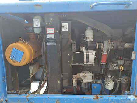 Telescoophoogwerker 2009  Aichi SR21A (11)