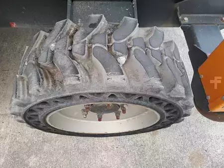 Pracovní plošina s nůžkovým zdvihem 2017  ATN CX15 (11)