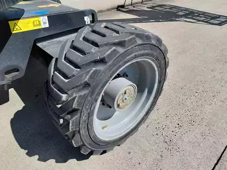 Piattaforme aeree articolate 2023  Genie Z-45/25J RT (15)