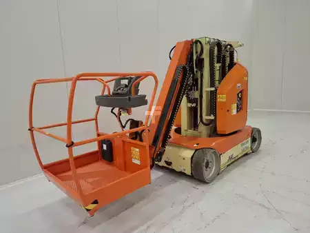 Senkrechtarbeitsbühne 2020  JLG TOUCAN 12E PLUS (1)