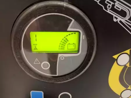 Senkrechtarbeitsbühne 2020  JLG TOUCAN 12E PLUS (11)