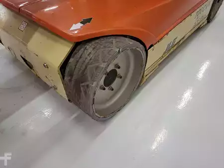 Senkrechtarbeitsbühne 2020  JLG TOUCAN 12E PLUS (9)