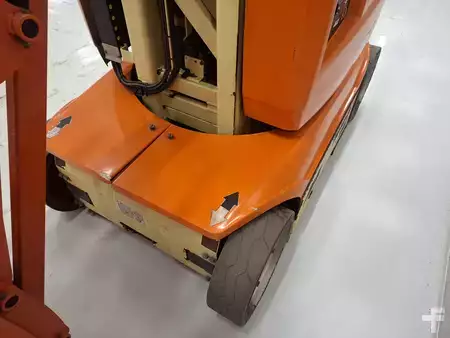 Nacelle à mât vertical 2018  JLG TOUCAN 10E (9)