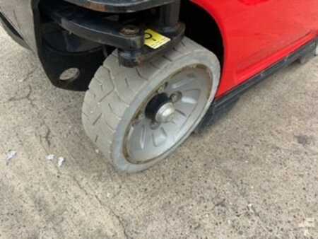 Kolmo zvedaná plošina 2017  Manitou 100VJR (6)