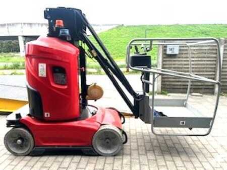 Kolmo zvedaná plošina 2017  Manitou 100VJR (1)