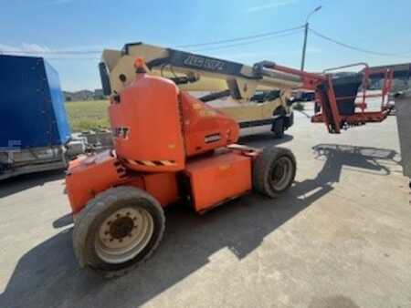 Kloubová pracovní plošina 2014  JLG M450AJ (1)