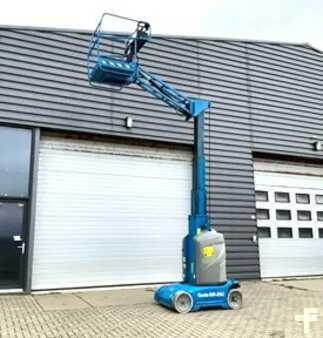 Kolmo zvedaná plošina 2014  Genie GR26J (3)