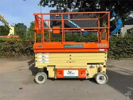 Nacelle à ciseaux 2017  JLG 2646 ES (1880) (1)