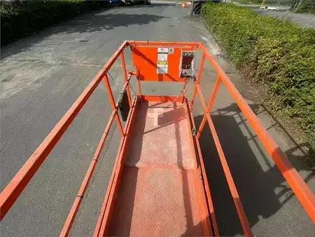 Nacelle à ciseaux 2017  JLG 2646 ES (1880) (9)