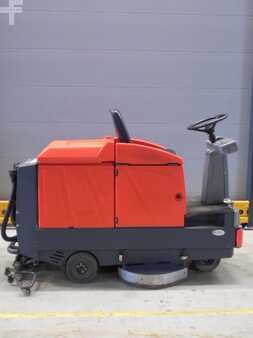 Ride on Scrubber Dryer 2008  Hako Hakomatic B910 (1)