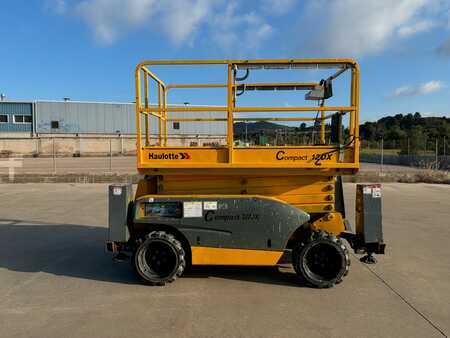 Scissor lift 2014 Haulotte COMPACT 12DX (1)