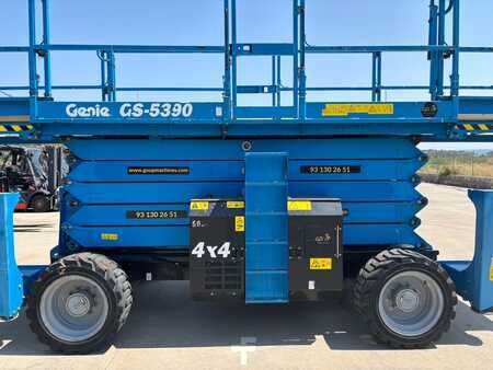 Ollós munka emelvény 2018  Genie GS5390RT (7)