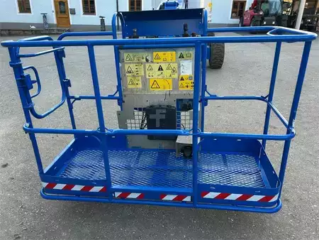 Articulated Boom - Genie S-45 Arbeitsbühne, Hubsteiger (2)