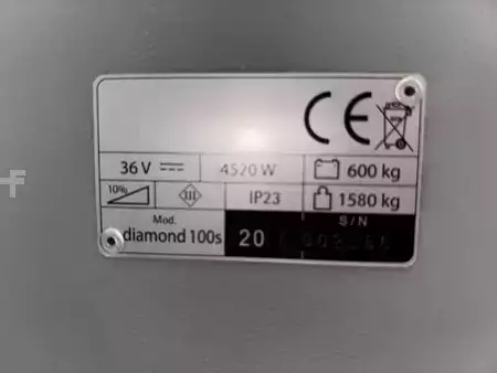 Maszyna odkurzająco-szorująca 2016  [div] Adiatek Diamond 100s (8)