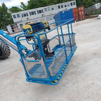 Fler stegs bom 2019 Genie ZX 135 (5)