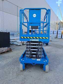 Ollós munka emelvény 2018  Genie GS 4047 (3)