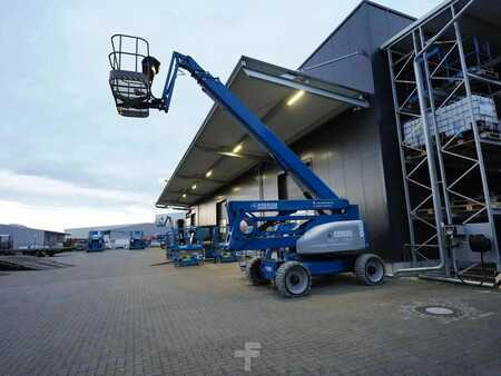 Plataforma Articulada  Niftylift HR 28 Hybrid 4x4 (1)