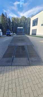 Muut  Meusburger Meusburger 3-Achs Sattel Heckabsenker (5)