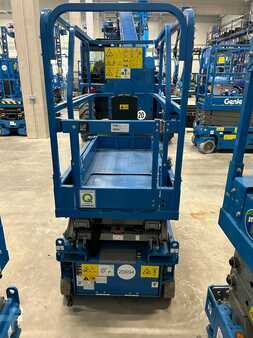 Piattaforme aeree a pantografo 2023  Genie GS 1432m (2)