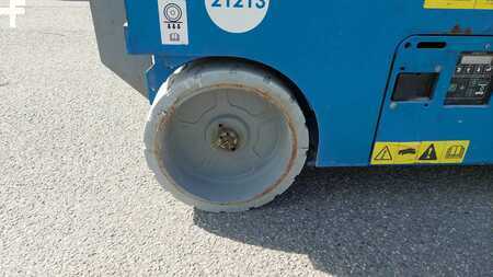 Levantamento tesoura  Genie GS 3246 (7)