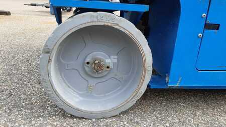 Scherenarbeitsbühne 2019  Genie GS 3246 (6)