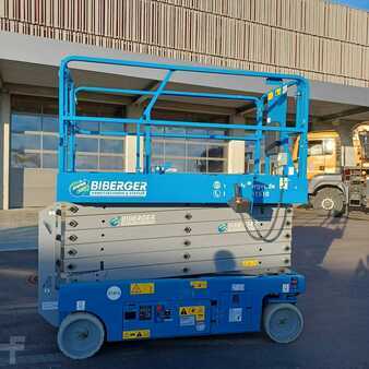 Nacelle à ciseaux  Genie GS 4047 (1)