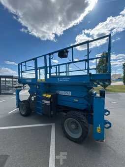 Nacelle à ciseaux  Genie GS 4390 RT (3)