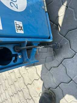 Piattaforme aeree a pantografo 2021  Genie GS 1432m (7)