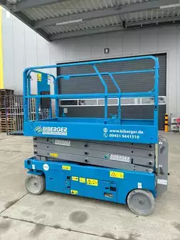 Scherenarbeitsbühne  Genie GS 2646 (2)