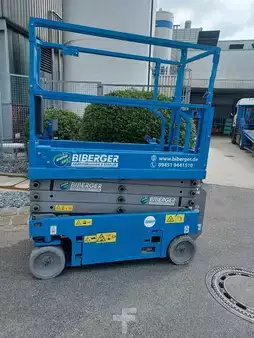 Scherenarbeitsbühne  Genie GS 1932 (1)