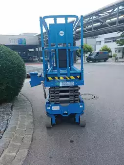 Scherenarbeitsbühne  Genie GS 1932 (5)