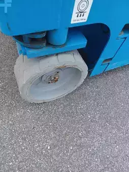 Scherenarbeitsbühne  Genie GS 1932 (7)