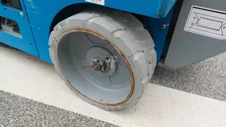 Scherenarbeitsbühne  Genie GS 1932 (8)