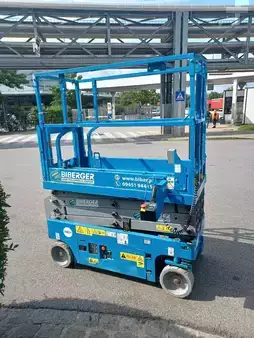 Scherenarbeitsbühne  Genie GS 1932 (4)