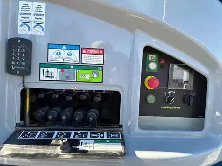 Led arbejdsplatform 2019  Niftylift HR 28 Hybrid 4x4 (9)