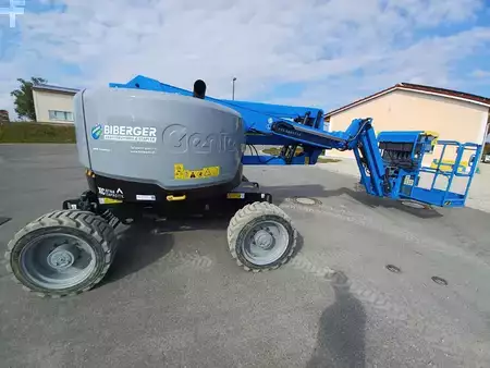 Knikarmhoogwerker  Genie Z45 XC (2)