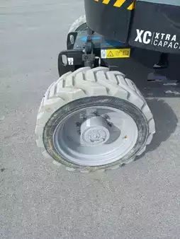 Knikarmhoogwerker  Genie Z45 XC (8)