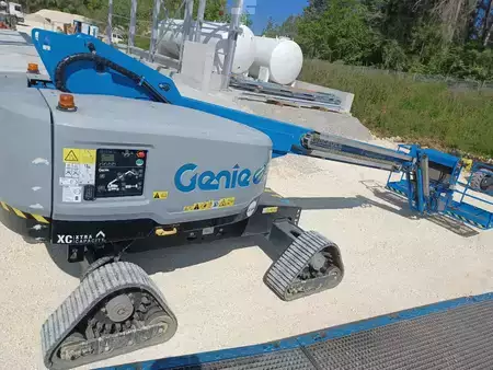 Podnośnik teleskopowy 2025  Genie S45 XC Trax (3)