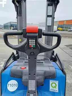 Other  Toyota SWE160L (6)