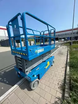 Podnośnik nożycowy 2022  Genie GS 3246 (3)
