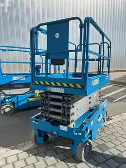 Podnośnik nożycowy 2022  Genie GS 3246 (3)
