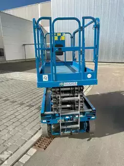 Podnośnik nożycowy 2022  Genie GS 3246 (4)