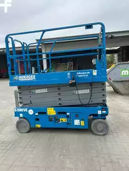 Podnośnik nożycowy 2022  Genie GS 3246 (1)