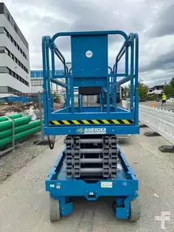 Podnośnik nożycowy 2022  Genie GS 3246 (3)