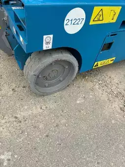 Podnośnik nożycowy 2022  Genie GS 3246 (8)